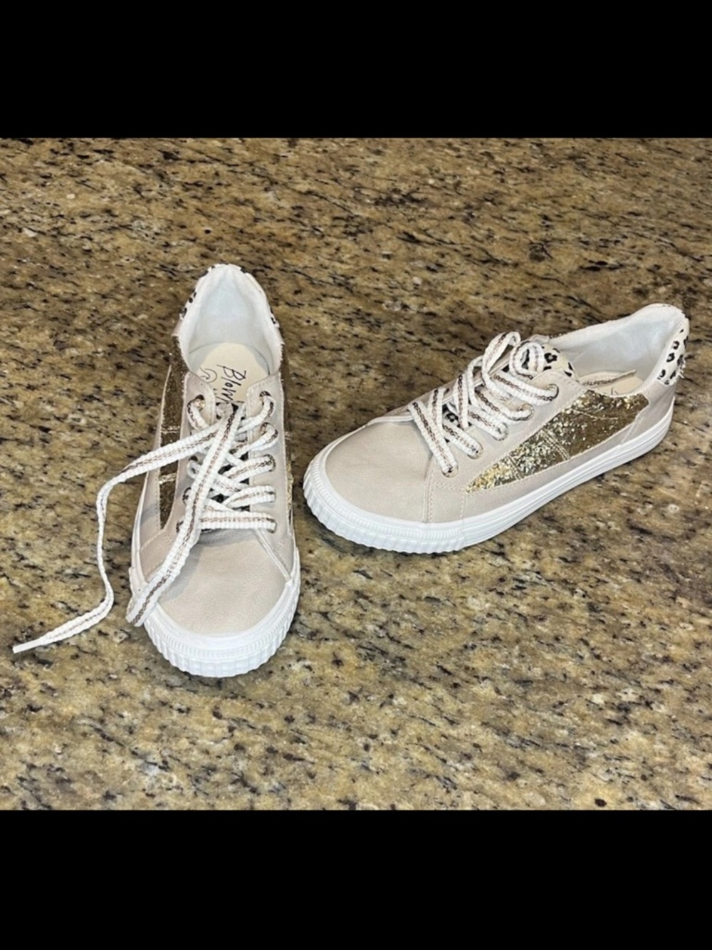 Blowfish Malibu Girls Amaze-K Gold Glitter & Leopard Sneakers - Size 5